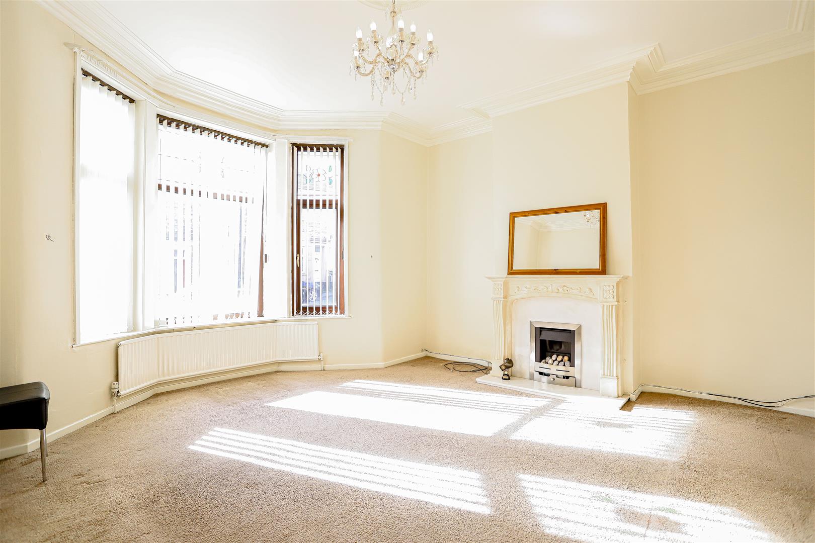 4 Bed Semi-detached House For Sale - Main Image